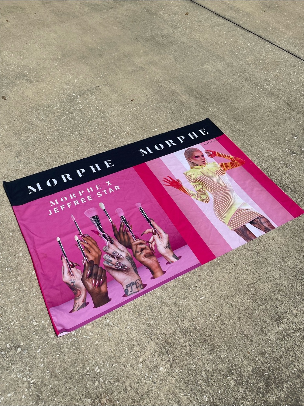 Morphe Pink & Fuchsia Promotional Makeup Banner